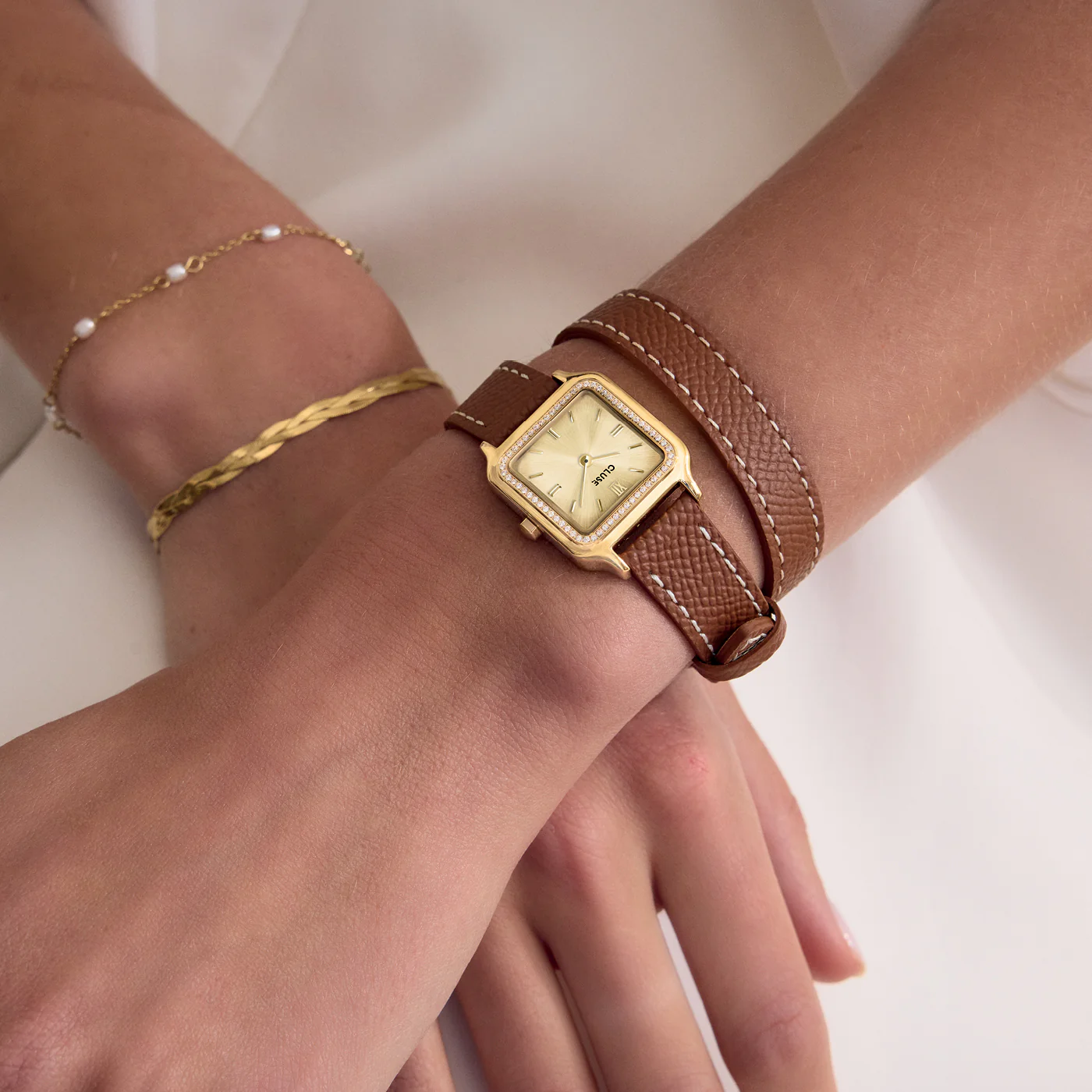 Essentielle Pearl Bracelet, Gold Colour - Image 5